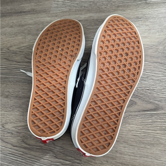 Vans Black Sneakers - Picture 6 of 7